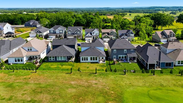 1089 Callaway Dr, Lebanon, TN 37087