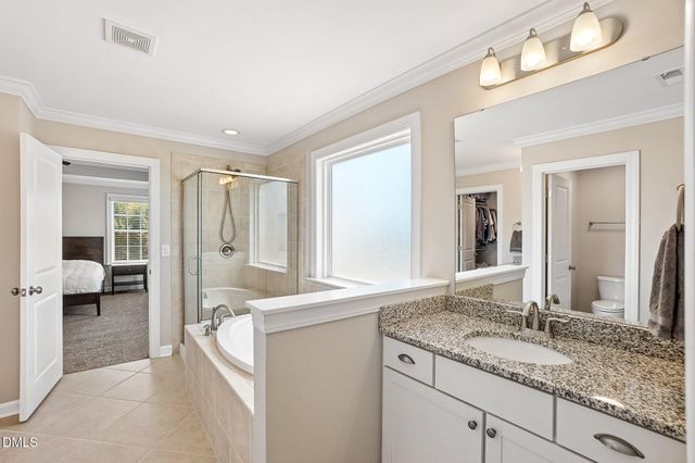 257 Pointe Park Circle, Holly Springs, NC 27540