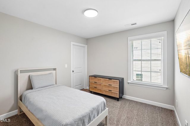 257 Pointe Park Circle, Holly Springs, NC 27540
