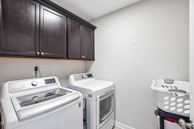 257 Pointe Park Circle, Holly Springs, NC 27540