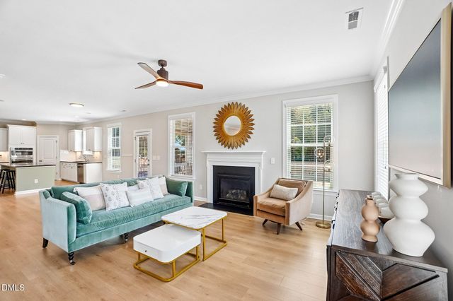 257 Pointe Park Circle, Holly Springs, NC 27540