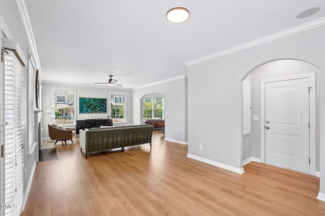 257 Pointe Park Circle, Holly Springs, NC 27540