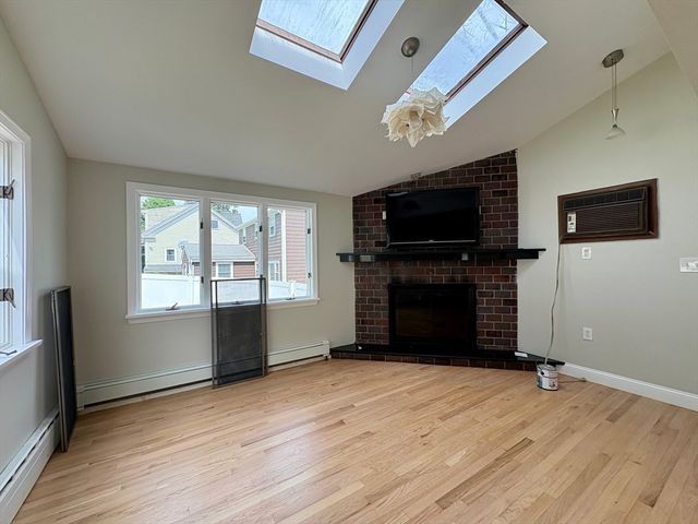 1318 Salem St SF, Malden, MA 02148