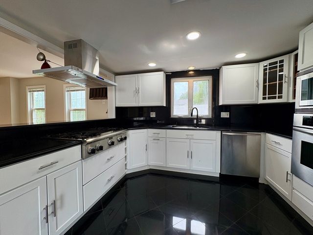 1318 Salem St SF, Malden, MA 02148