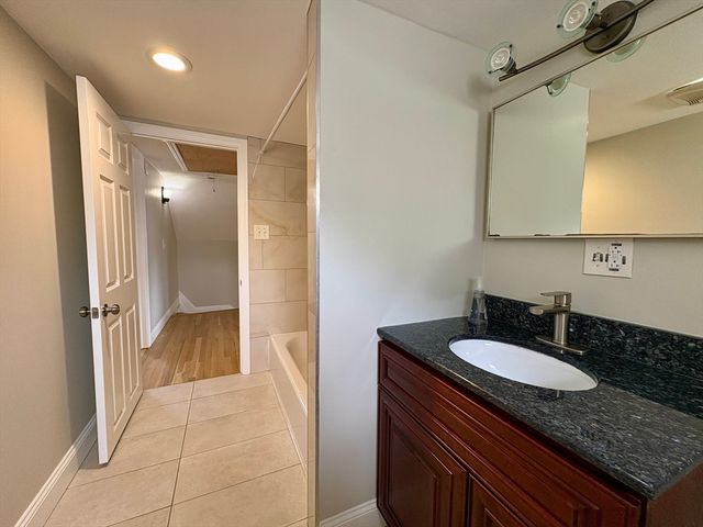 1318 Salem St SF, Malden, MA 02148