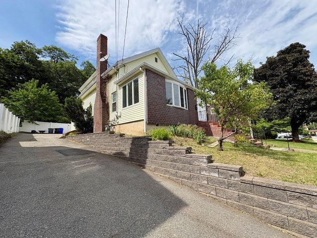 1318 Salem St SF, Malden, MA 02148