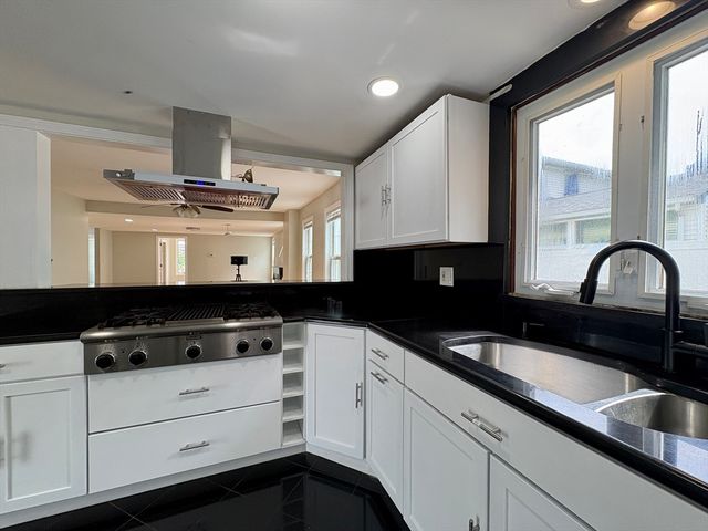 1318 Salem St SF, Malden, MA 02148