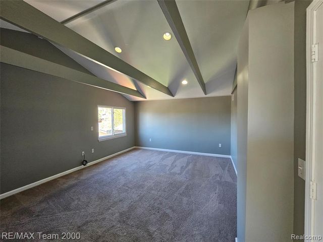 5215 Curtis Street, Dearborn, MI 48126