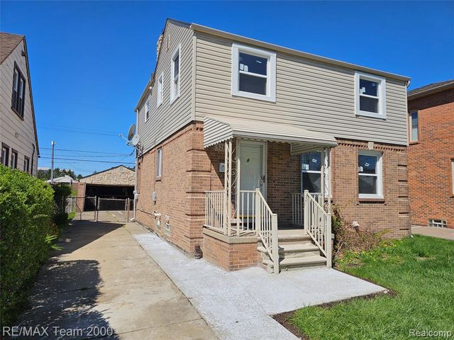 5215 Curtis Street, Dearborn, MI 48126