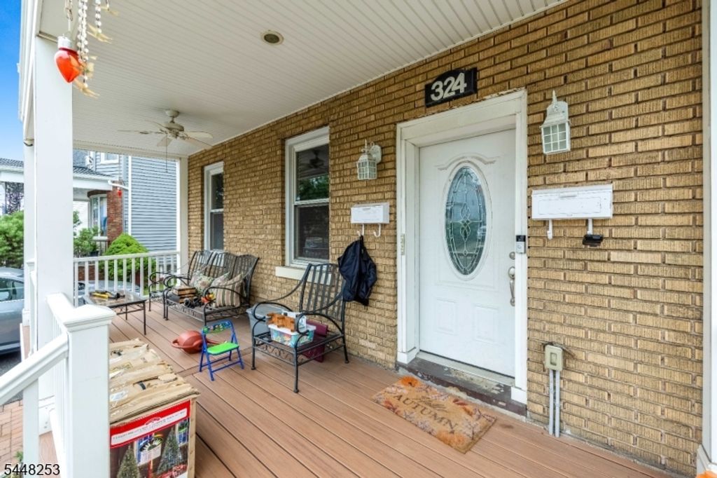 324 Union St, Carlstadt Boro, NJ 07072 — photo 3