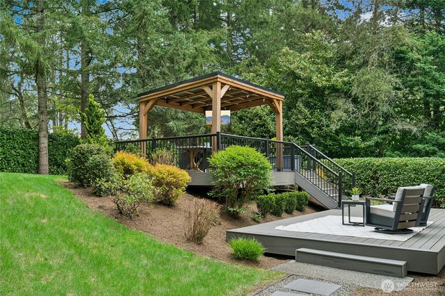 12837 197th Place NE, Woodinville, WA 98077