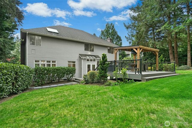 12837 197th Place NE, Woodinville, WA 98077