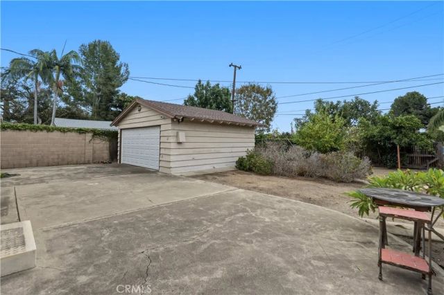 18122 Romelle, Santa Ana, CA 92705