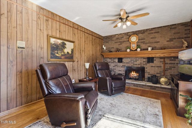 122 Tiffany Lane, Bristol, TN 37620