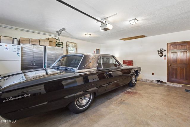 122 Tiffany Lane, Bristol, TN 37620