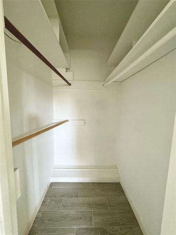 1710 Longhorn Drive, Houston, TX 77080