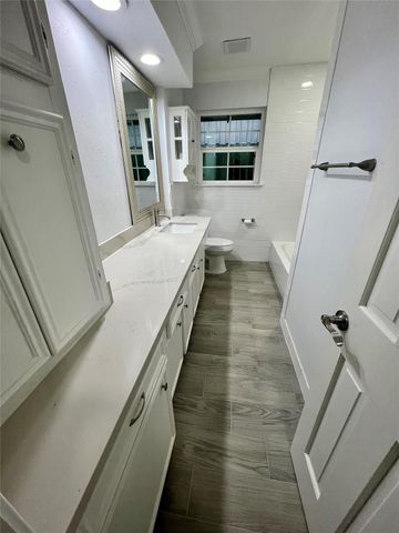 1710 Longhorn Drive, Houston, TX 77080