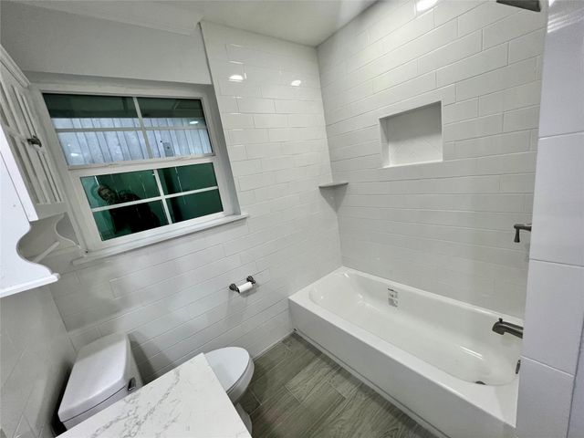 1710 Longhorn Drive, Houston, TX 77080