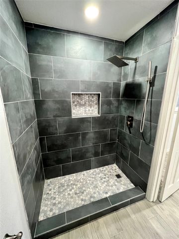 1710 Longhorn Drive, Houston, TX 77080