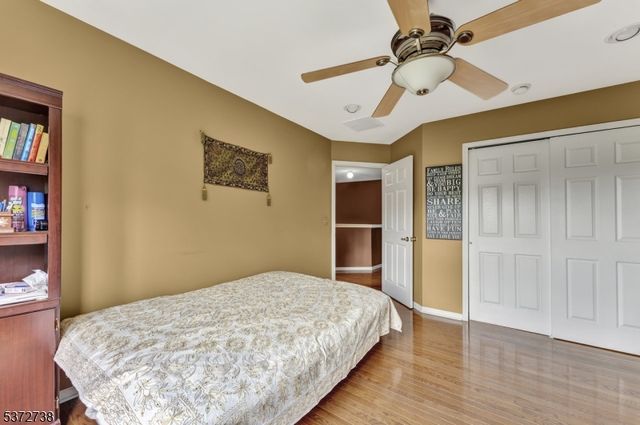 692 Skyline Dr, Jefferson Twp., NJ 07849