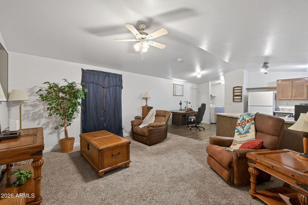 Image 5 of property listing at 342 S 40th Street 3, Mesa, AZ 85206