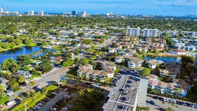 1770 NE 191st St 411-1, Miami, FL 33179