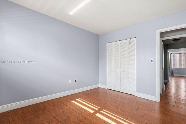 1770 NE 191st St 411-1, Miami, FL 33179