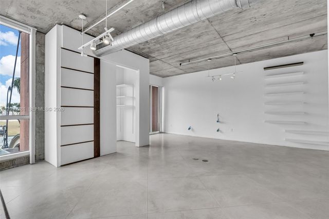 2001 Biscayne Boulevard 3212, Miami, FL 33137