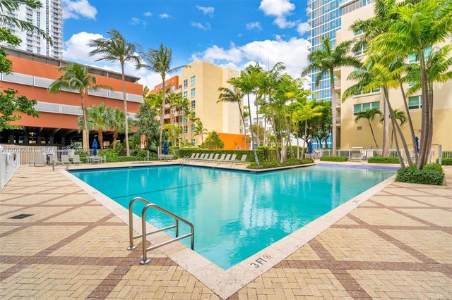 2001 Biscayne Boulevard 3212, Miami, FL 33137