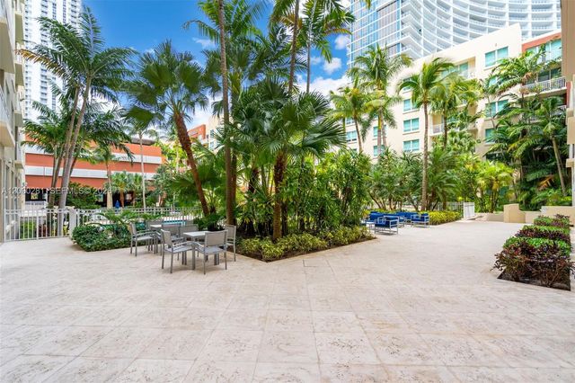 2001 Biscayne Boulevard 3212, Miami, FL 33137