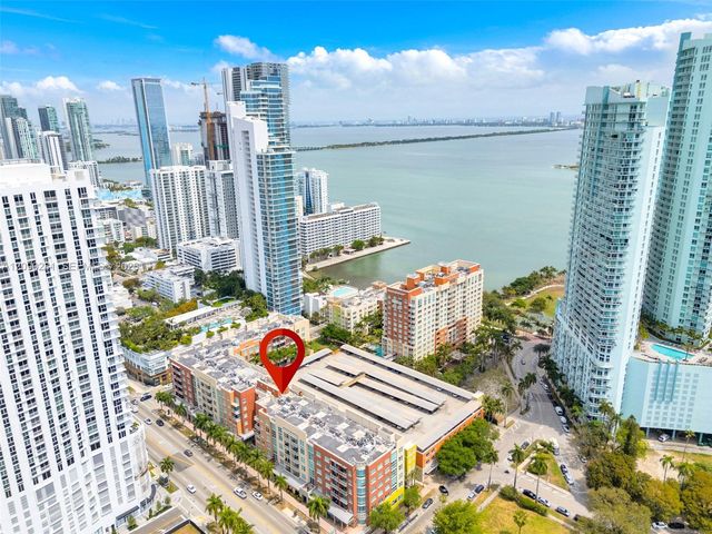 2001 Biscayne Boulevard 3212, Miami, FL 33137