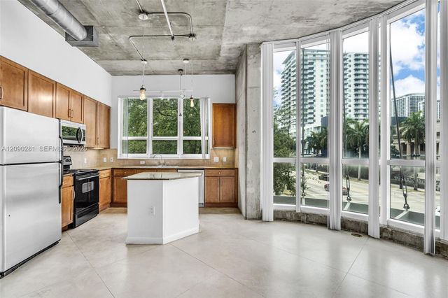 2001 Biscayne Boulevard 3212, Miami, FL 33137