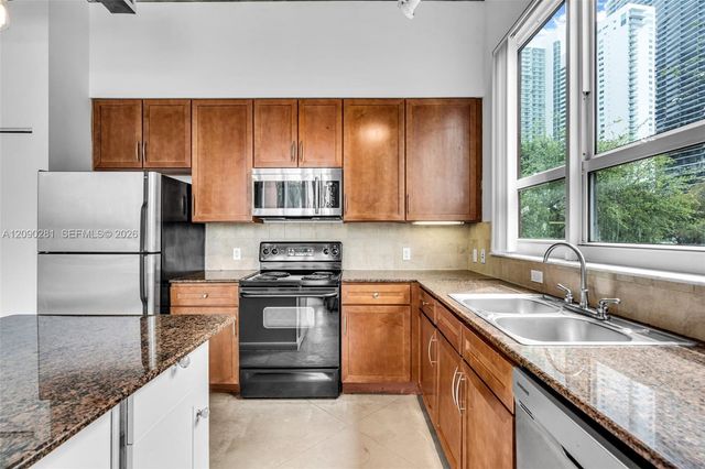 2001 Biscayne Boulevard 3212, Miami, FL 33137
