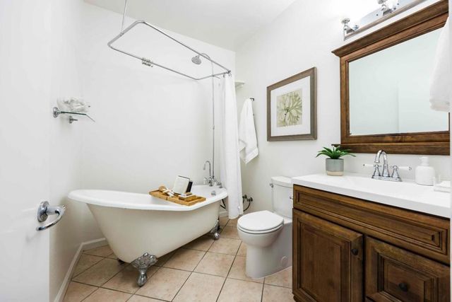 605 Arcadia Terrace 104, Sunnyvale, CA 94085