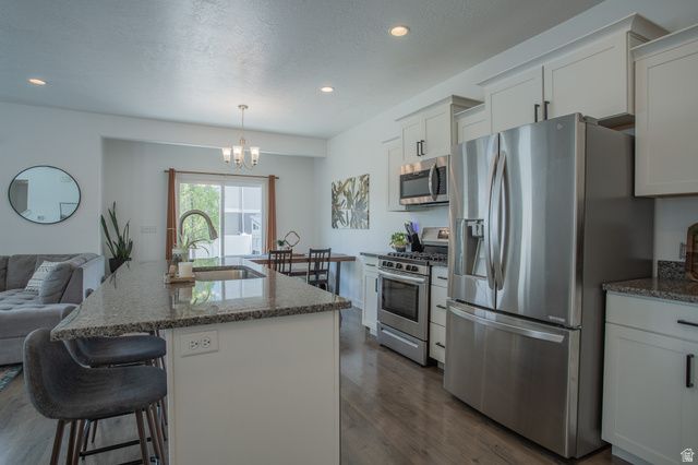 469 S SCHOOL HOUSE RD, Saratoga Springs, UT 84045