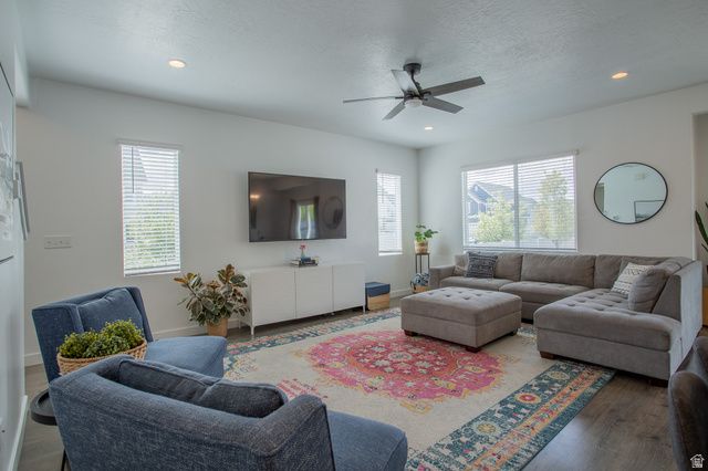 469 S SCHOOL HOUSE RD, Saratoga Springs, UT 84045