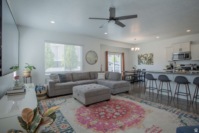 469 S SCHOOL HOUSE RD, Saratoga Springs, UT 84045