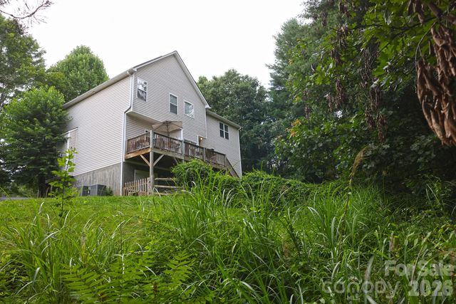 30 Double Brook Drive, Weaverville, NC 28787