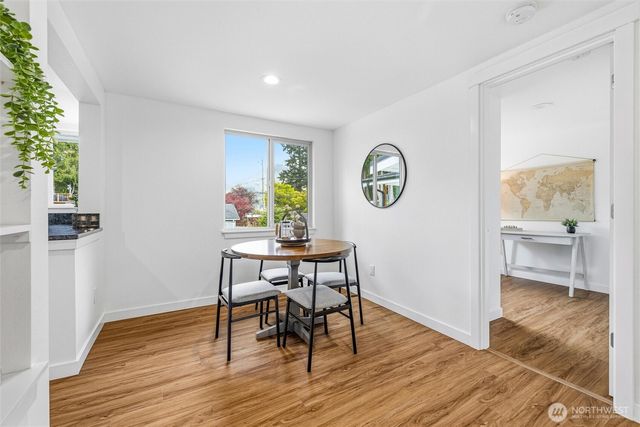 477 W Lake Samish Drive, Bellingham, WA 98229