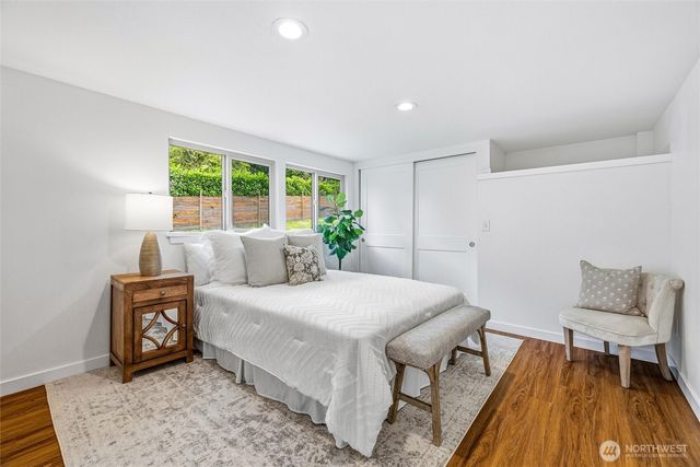 477 W Lake Samish Drive, Bellingham, WA 98229