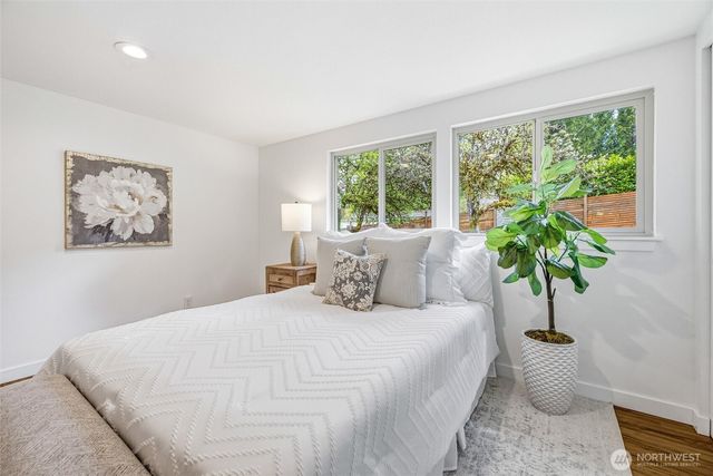 477 W Lake Samish Drive, Bellingham, WA 98229