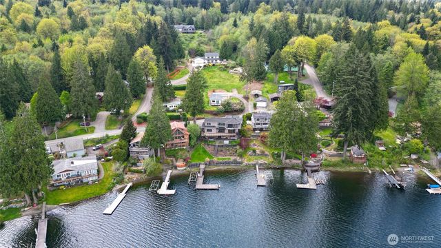 477 W Lake Samish Drive, Bellingham, WA 98229