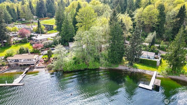 477 W Lake Samish Drive, Bellingham, WA 98229