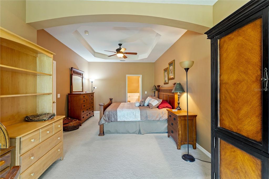 Image 19 of property listing at 19182 LAKE AUDUBON DRIVE, Tampa, FL 33647