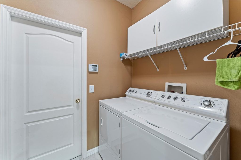 Image 30 of property listing at 19182 LAKE AUDUBON DRIVE, Tampa, FL 33647