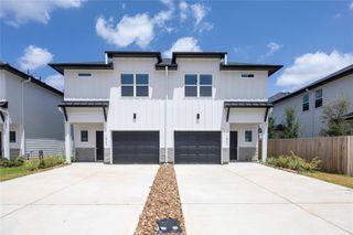 1951 Longmire Villas Court, Conroe, TX 77304