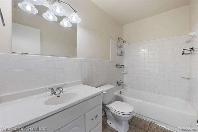 561 Bennett Avenue, Ferndale, MI 48220