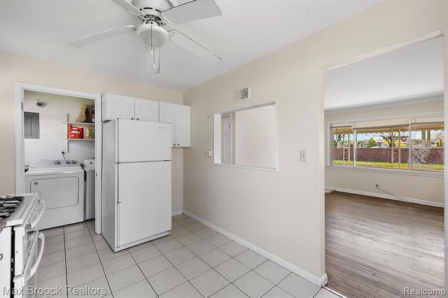 561 Bennett Avenue, Ferndale, MI 48220
