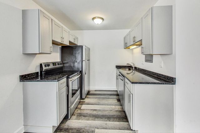 6000 N Winthrop Avenue 307, Chicago, IL 60660
