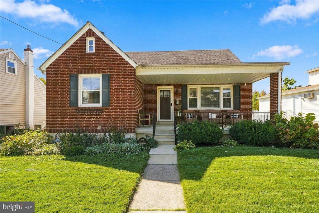 227 HAZEL AVE, FOLSOM, PA 19033 — exterior